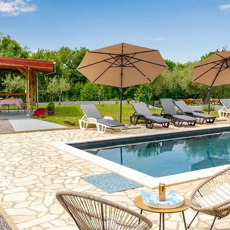 Lejlighed Gorgeous In With Swimming Pool Malinska