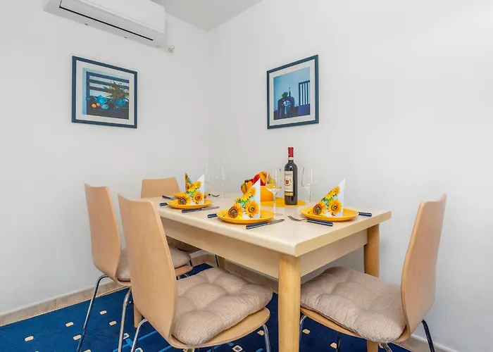 1 Bedroom Lovely In 公寓 *