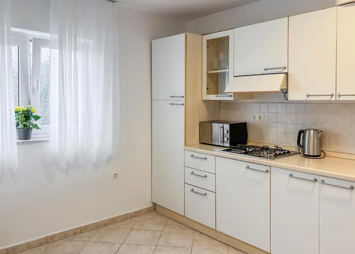 公寓 1 Bedroom Lovely In 马林斯卡