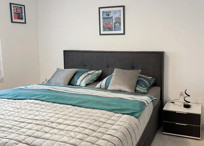 1 Bedroom Lovely In 公寓